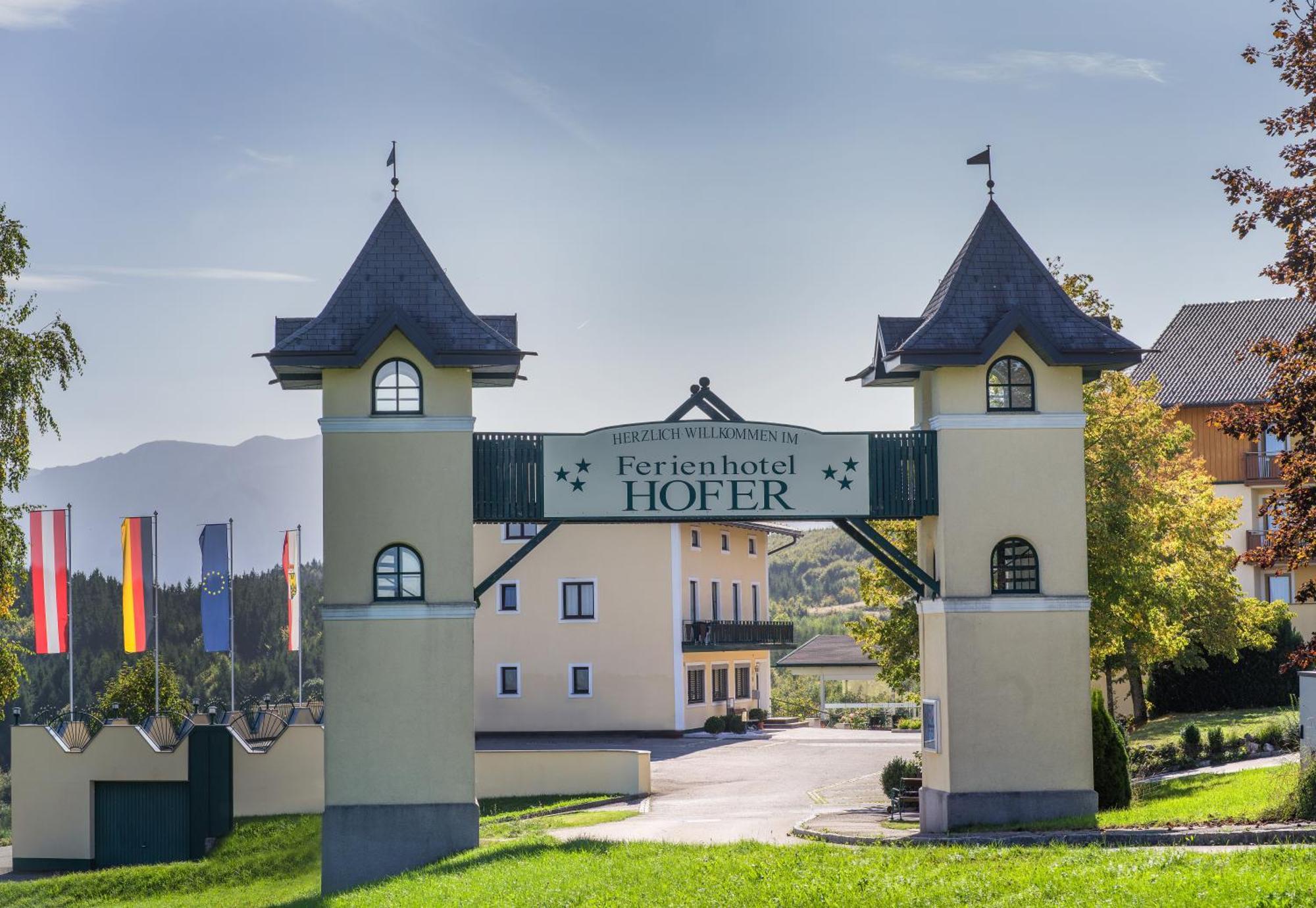 Ferienhotel Hofer Superior Strass im Attergau 外观 照片