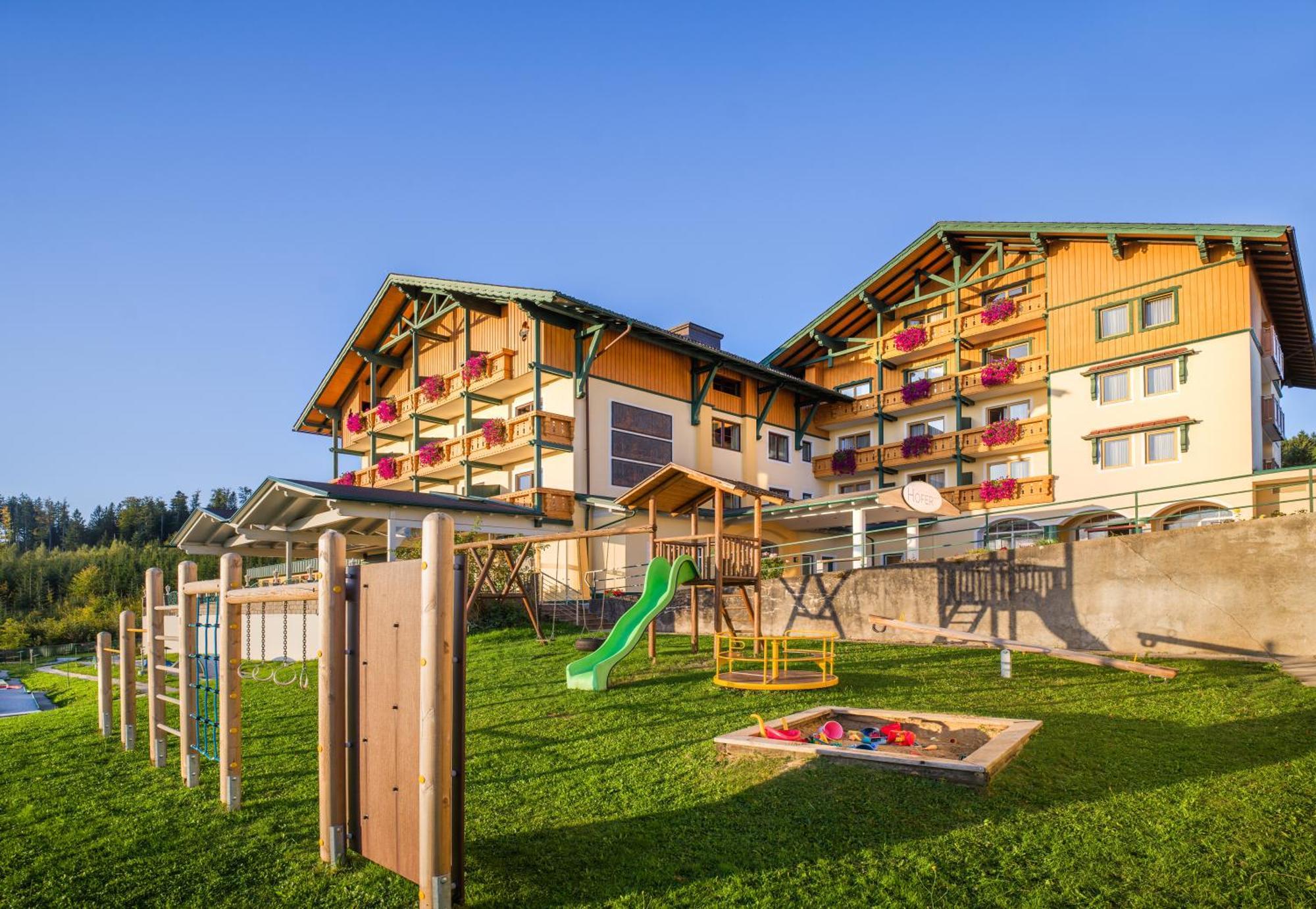 Ferienhotel Hofer Superior Strass im Attergau 外观 照片