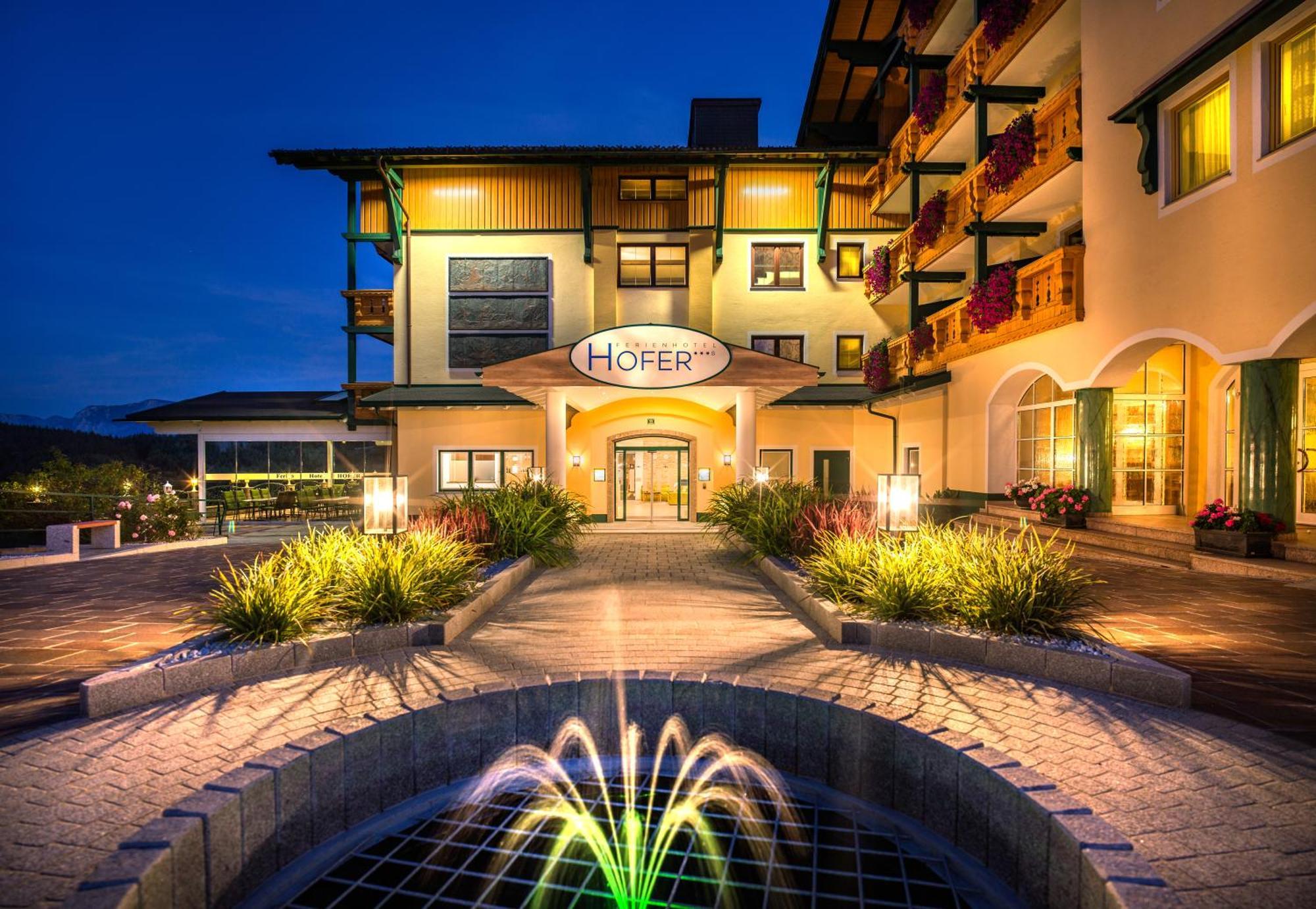 Ferienhotel Hofer Superior Strass im Attergau 外观 照片